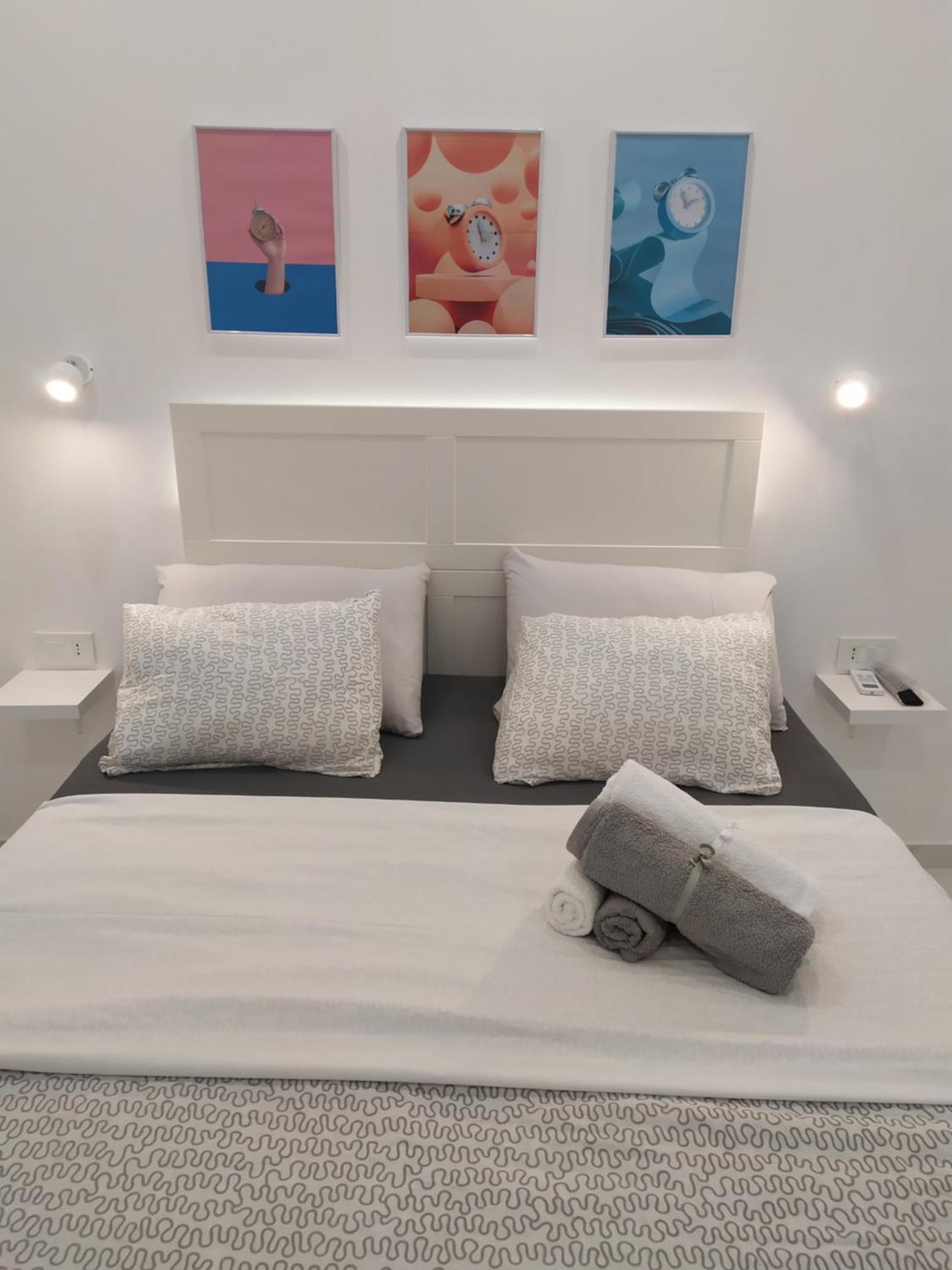 White Apartment Athen Eksteriør bilde